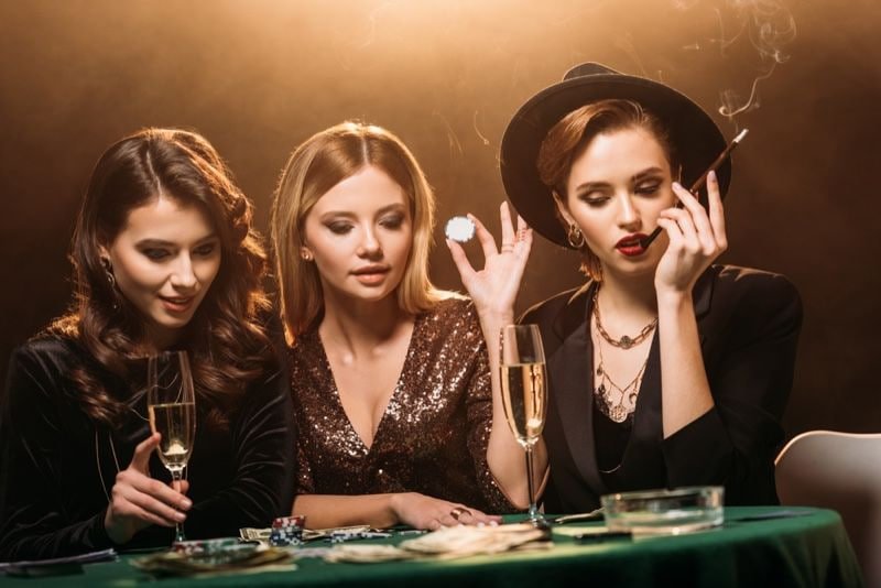 Người dùng Việt Nam cá cược bóng đá hz88i trên điện thoại di động